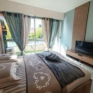  Appartement Leman Holidays - Le Palm France